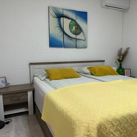 Apartment Peloza 1 Porec Exterior photo