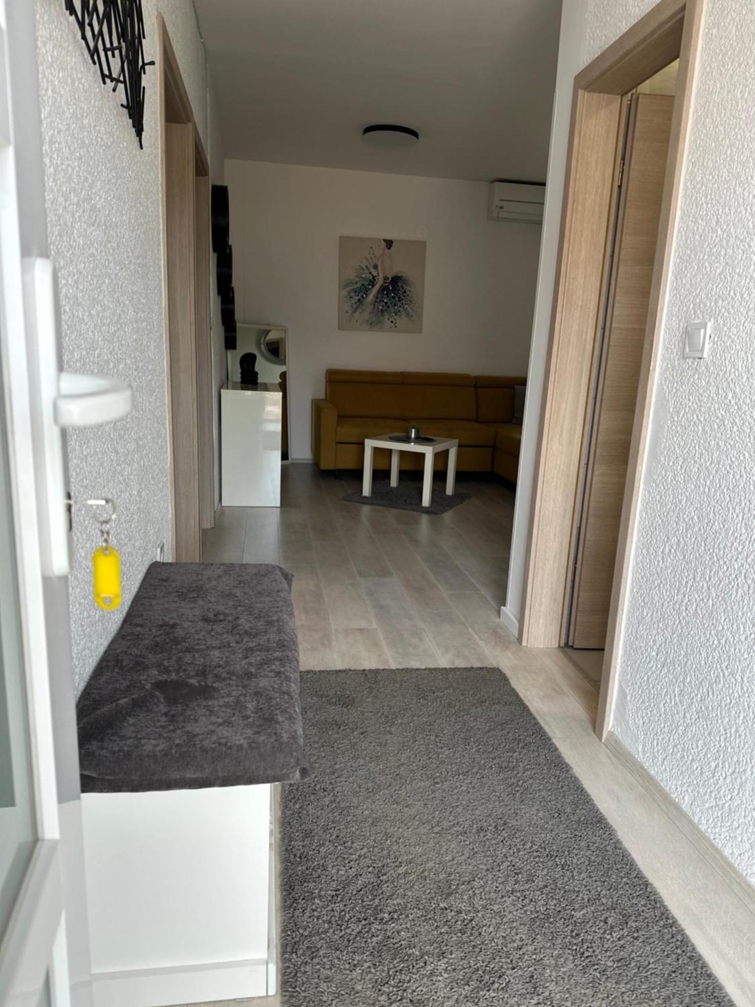 Apartment Peloza 1 Porec Exterior photo