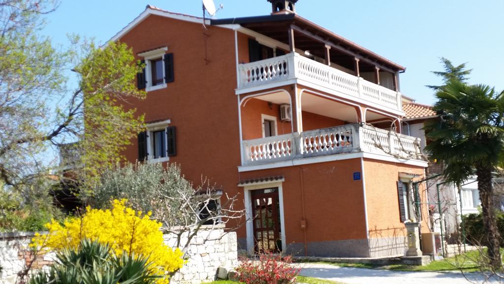 Apartment Peloza 1 Porec Exterior photo